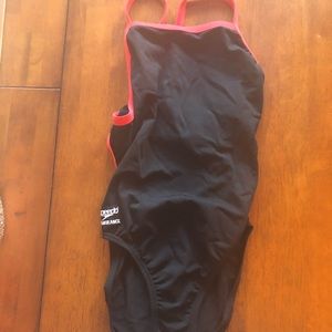 Speedo Endurance Swimsuit Size 6/32 NWT